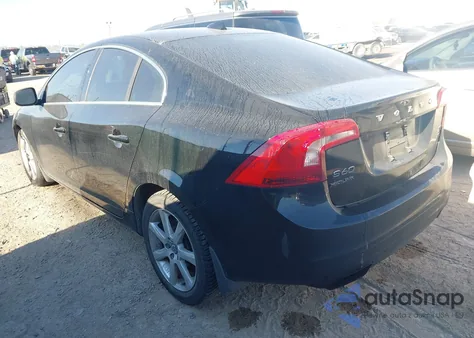2016 Volvo S60 T5 Premier из США, поврежденный, VIN YV1612TK7G2411923